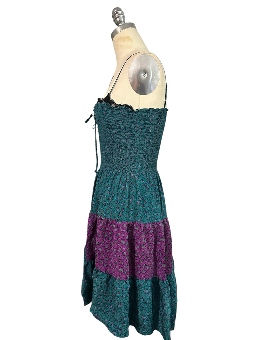 Vintage Y2K Betsey Johnson Teal Floral High-Low Milkmaid Dress with Lace Trim 4 - Picture 11 of 11